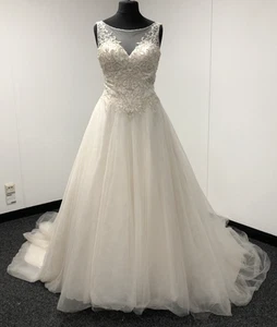 Danielle Couture Designer Wedding Dress Gown 'Sand' DC016 Description for Size - Picture 1 of 22