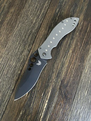 Escaramuza Benchmade 630 diseño Neil Blackwood raro y descontinuado Foto 1 de 4