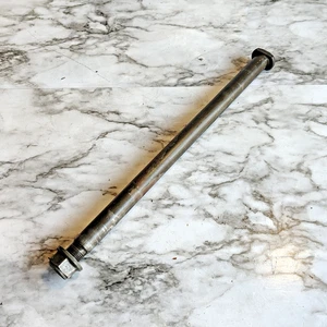 97-07 Yamaha YZF600 YZF600R Thundercat OEM Rear Wheel Axle Shaft 3GM-25381-10-00 - Picture 1 of 2