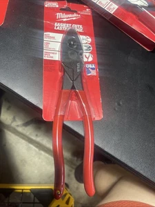 Alicates de agarre sumergido Milwaukee MT500 9" Lineman's NUEVO - Imagen 1 de 1