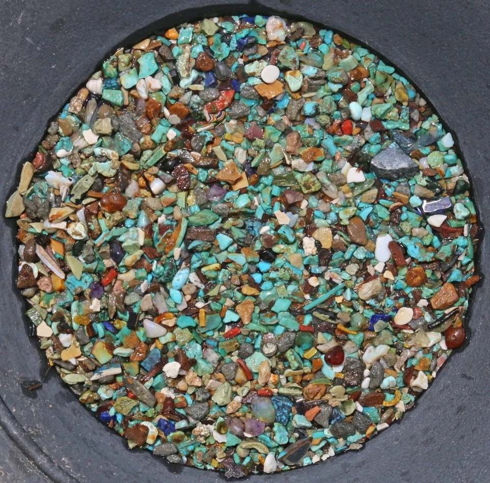 主要是绿松石钻头和碎片 — 第 1/1 张图片