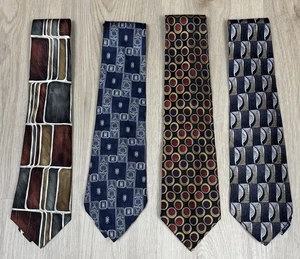 Lot de 4 cravates en soie homme 2 flèches et 2 motifs géométriques amusants - Photo 1/20