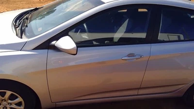 Driver Left Front Door Electric Windows With Solar Fits 14 Hyundai Accent OEM Foto 1 de 4