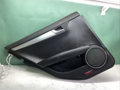 Panel interior trasero izquierdo de la puerta del lado del conductor Mercedes-Benz C300 W204 2008-2014 OEM Foto 1 de 4