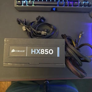 Corsair HX850 - 850 Watt Modular Power Supply - Afbeelding 1 van 2