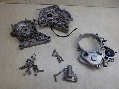 Juego de mitades de caja de motor Husqvarna TC50 con cubierta de bomba TC 50 2017 ktm 50sx  Foto 1 de 4