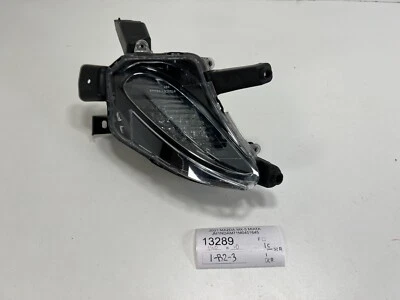 2016-2023 MAZDA MX-5 MIATA REAR RIGHT PASSENGER SIDE BUMPER LIGHT OEM - Image 1 of 4