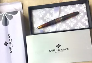 SALE! DIPLOMAT Aero FLAME Füllhalter, mit 14 Karat F Goldfeder - Bild 1 von 3