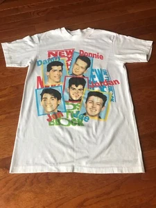 Vintage 1989 NEW KIDS ON THE BLOCK Concert Tour Small 34-36 T-Shirt Shirt - Picture 1 of 10