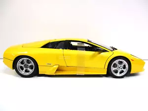 AUTOart / AUTO ART - LAMBORGHINI MURCIELAGO (METALLIC YELLOW) - 1/18 DIECAST - Imagen 1 de 13