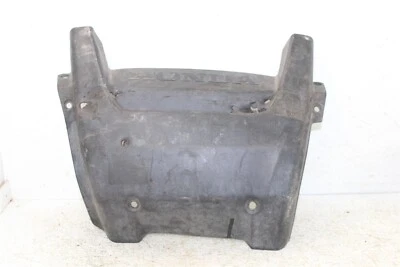 Cubierta de plástico para parachoques trasero Honda Rincon TRX 650 2003 Foto 1 de 4