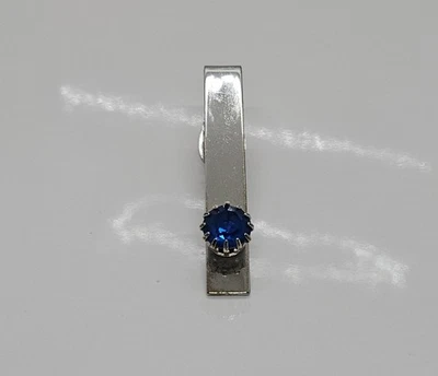 Clip de barra de corbata vintage tono plateado estrás de vidrio azul 2" Foto 1 de 4