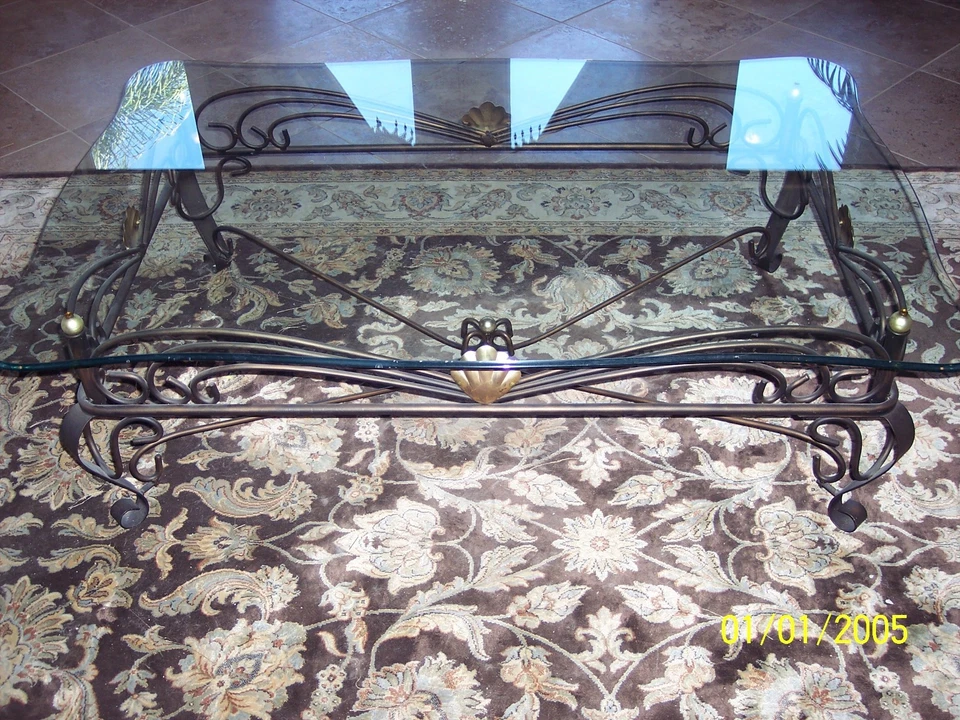 Mesa de centro con tapa de vidrio de hierro forjado vidrio templado 36" x 54" x 17" Foto 1 de 3