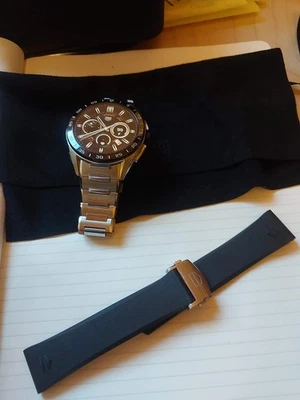 Tag Heuer Connected Calibre E4 45mm with titanium link and rubber spare strap - Image 1 of 4