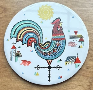 Vintage Berggren Traynor Colorful Folk Art Rooster Round Trivet Tile Design 1965 - Bild 1 von 5