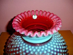FENTON NUEVO RARO 10" LÁMPARA OPALESCENTE HOBNAIL PANTALLA - LÁMPARA RARA PARTE SUPERIOR Y ETIQUETA - Imagen 1 de 12
