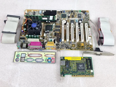 Kit Scheda madre ASUS MEW CPU Intel Celeron 400MHz RAM 128MB PC100 Fun Vintage - Immagine 1 di 4