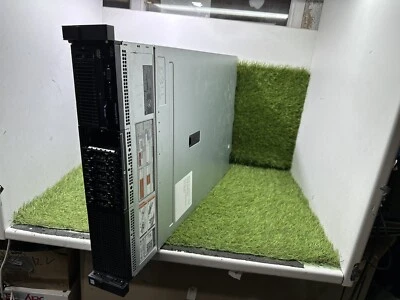 Dell PowerEdge R730 2x 18-Core E5-2695v4 64GB DDR4 SAS 2.5" NO DRIVES SERVER #1H - Image 1 of 4