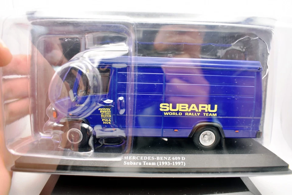 modellino auto rally scala 1:43 Mercedes benz 609 D subaru team collezione ixo - Immagine 1 di 1