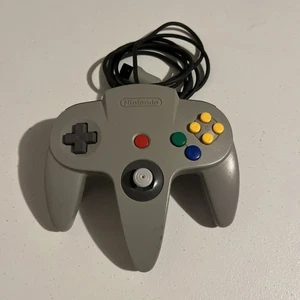 Nintendo 64 Gray Controller OEM NUS-005 - Picture 1 of 3