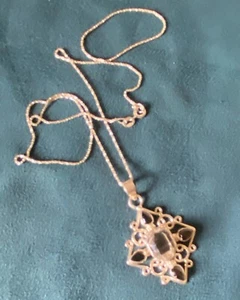 Sterling Silver 925 GARNET & SMOKEY QUARTZ Pendant w/ 18” Chain Necklace - Picture 1 of 6