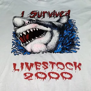 I Survived Livestock 2000 Shirt Größe Large Music Festival Hai Zephyrhills, FL - Bild 1 von 5