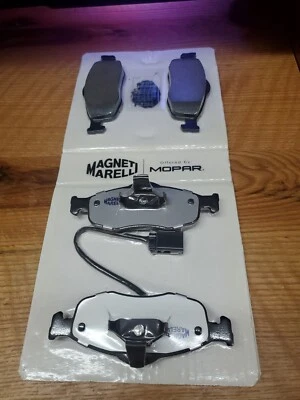 Juego de pastillas de freno de disco delanteras 99-02 Mercury Cougar Premium Magneti Marelli Foto 1 de 4