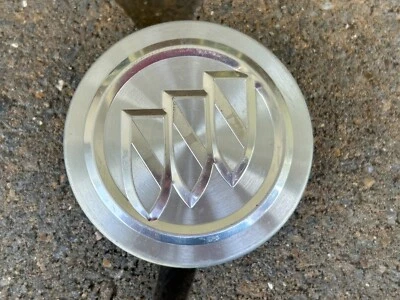 BUICK Regal Verano OEM Wheel Center Cap Diameter 2 5/16 Inches 9593169 - Image 1 of 3