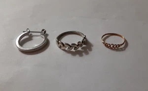 Lot of 3 Unmarked Rings – Costume Jewelry – Sizes 7, 9 & 5 (from left to right) - Picture 1 of 8