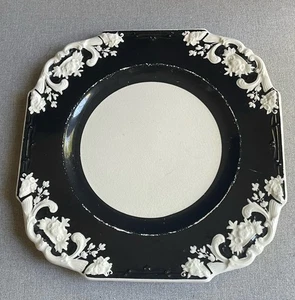 Antique George Jones and Sons Majolica Square Luncheon Plate 8.5” Marlborough - Picture 1 of 6