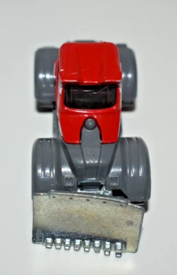 Matchbox 2005 Red Tractor Plow 8 Thailand MB686 - Image 1 of 4