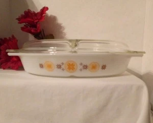 Vintage Pyrex Brown White Divided Oval Serving Dish Town and Country 1 1/2 Qt - Picture 1 of 7