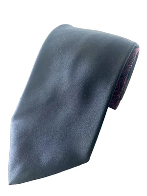 Corbata de cuello de seda con diseño jacquard de la colección Versace hecha en Italia 62 x 3,5 Foto 1 de 4