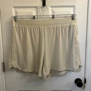 NWT A New Day Women’s Beige French Terry Shorts Plus Size 2X - Picture 1 of 20