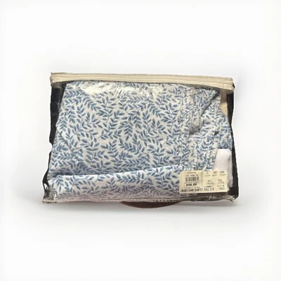 "Falda de cama completa Laura Ashley Rosemoor con volantes antipolvo nueva 54""x74"" flores azules blancas" Foto 1 de 4