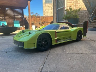 RODILLO ARRMA Vendetta 3S BLX 1/8 con neumáticos Pro-Line Vectors Foto 1 de 4