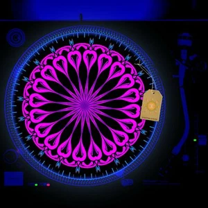 Snickering Snake Turntable Slipmat GLOW BLACKLIGHT 12 inch - Picture 1 of 2