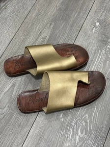 Blowfish Malibu Gold Strappy Open Toe Sandal Size 6.5 Women - Picture 1 of 6