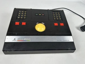 Atari 5200 Trak Ball Trackball Controller CX53 non testato - Foto 1 di 7