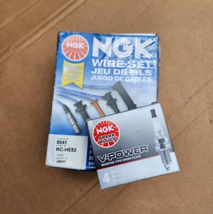 NGK 8041/HE82 Ignition Wire Set 7mm Silicone Wires NGK 2756 Plugs Acura/Honda - Picture 1 of 9