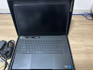 Razer Blade 15 Gaming Laptop i7-11800H RTX3060 240Hz QHD for Parts Repair - Picture 1 of 4
