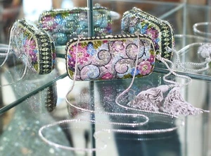 JUDITH LEIBER TASSEL FILIGREE BULLET SHOULDER BAG SWAROVSKI CRYSTAL FLORAL - Picture 1 of 16