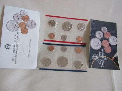 1989 U.S. Mint Uncirculated 10 Coin Set (D & P Mint Marks, Original Envelope) - Image 1 of 4