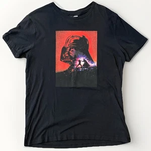 GAP X DARTH VADER Star Wars T Shirt Tee Exclusive Mens Size Medium Black Red - Picture 1 of 4