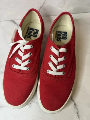 Zapatos Pro-Keds rojos talla 7,0 con cordones blancos Foto 1 de 4