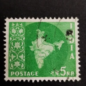 India Map of India 5np 1958-1963 Postage Stamp Early Very fine used LH - Picture 1 of 2