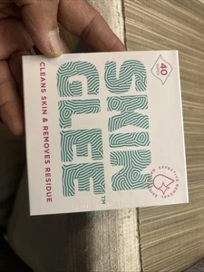 Skin Glee 40 Wipes New & Sealed Cleans & Removes Residue Adhesive Cements Tapes - Picture 1 of 11