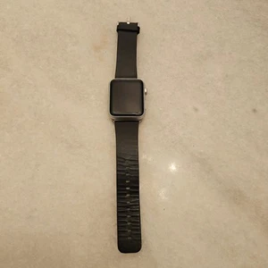 Apple Series 3 Retina Display GPS Cellulare 42mm Cassa Alluminio Argento SmartWatch - Foto 1 di 5
