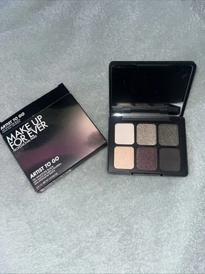MAKE UP FOR EVER - Mini Artist To Go Eyeshadow Palette 100 WHATEVER BLACK - Image 1 of 3