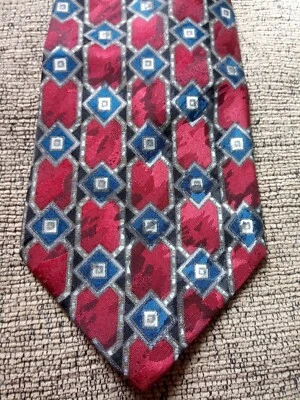 Corbata de cuello geométrica de seda Domani Uomo roja azul plateada toda seda Italia usada en excelente estado Foto 1 de 4